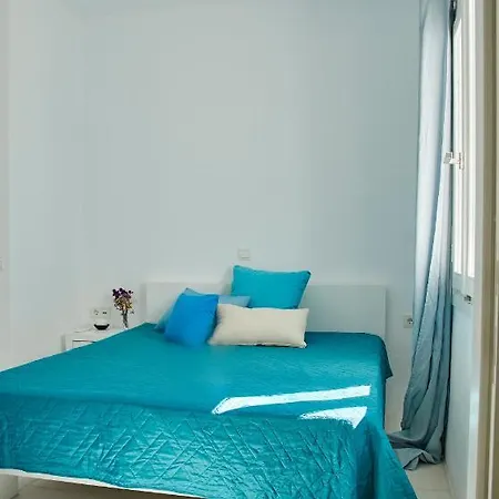 Meltemi On The Outskirts Of Naousa, Paros Villa Ambelas