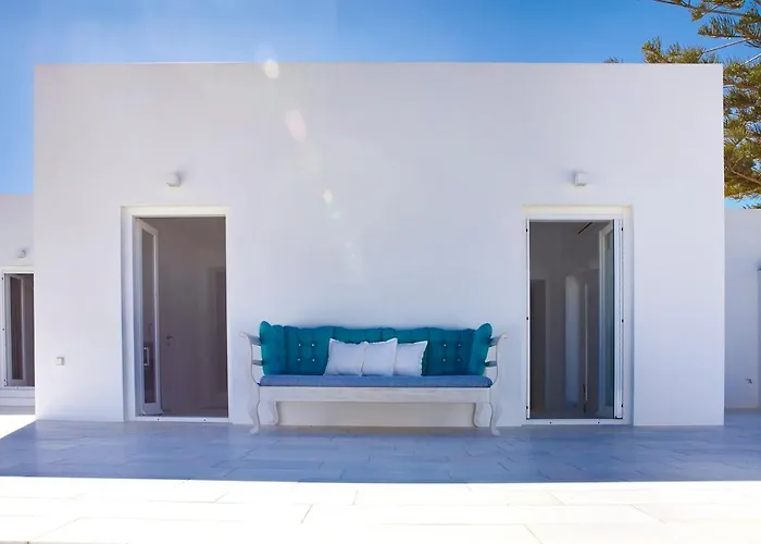 Meltemi On The Outskirts Of Naousa, Paros Villa Ambelas