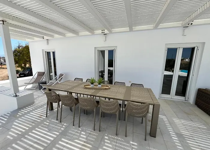 Meltemi On The Outskirts Of Naousa, Paros Villa Ambelas