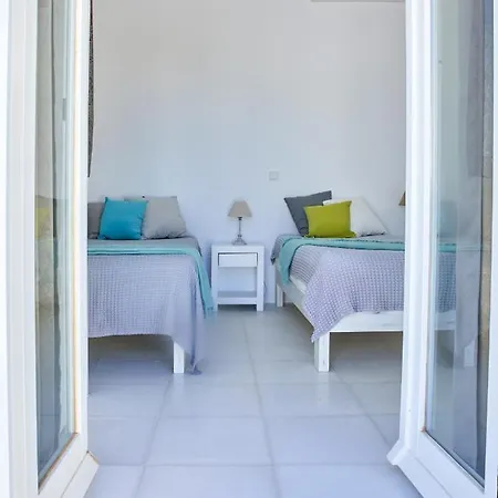 Villa Meltemi On The Outskirts Of Naousa, Paros