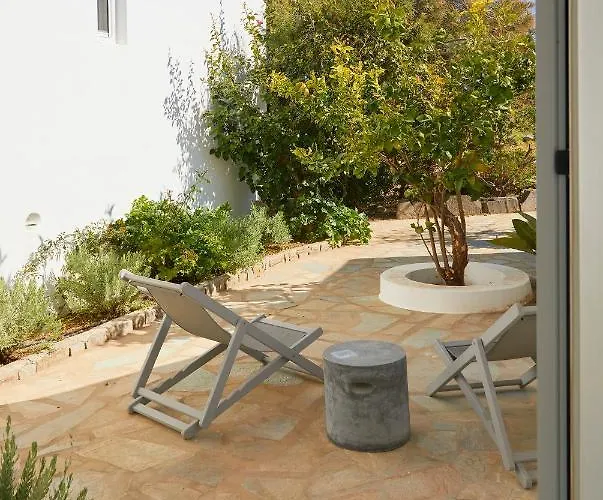 Meltemi On The Outskirts Of Naousa, Paros Vila