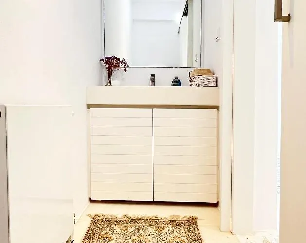 Meltemi On The Outskirts Of Naousa, Paros Vila