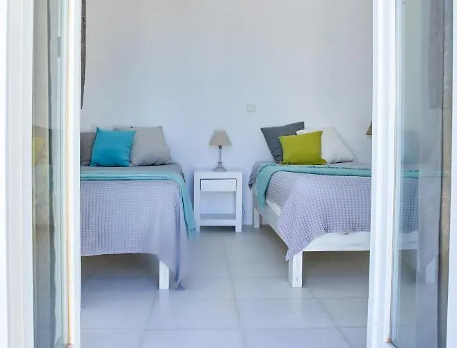 Vila Meltemi On The Outskirts Of Naousa, Paros